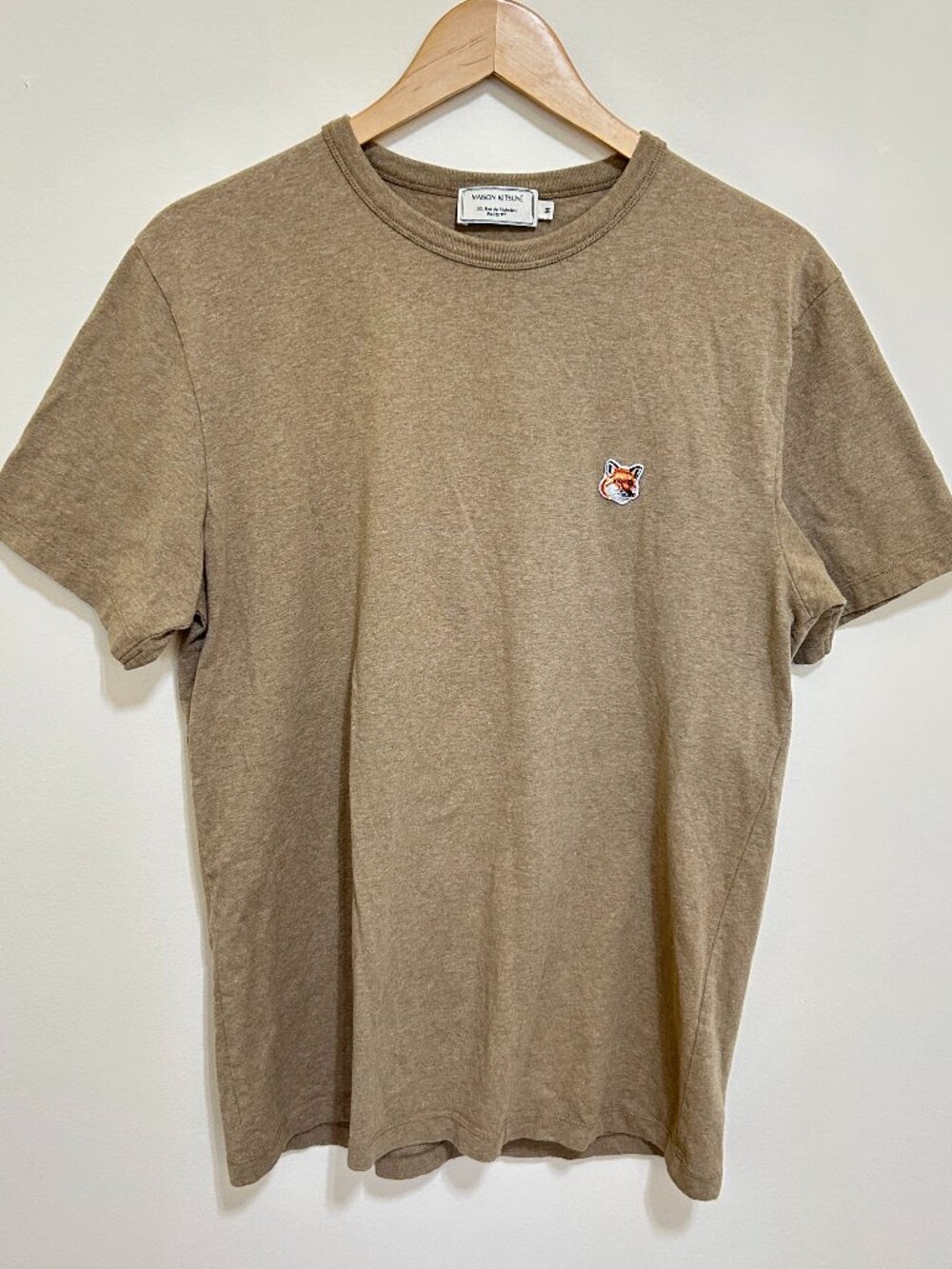MAISON KITSUNE Fox Patch Short Sleeve Crew Neck T-Shirt Tan Men's Size M
